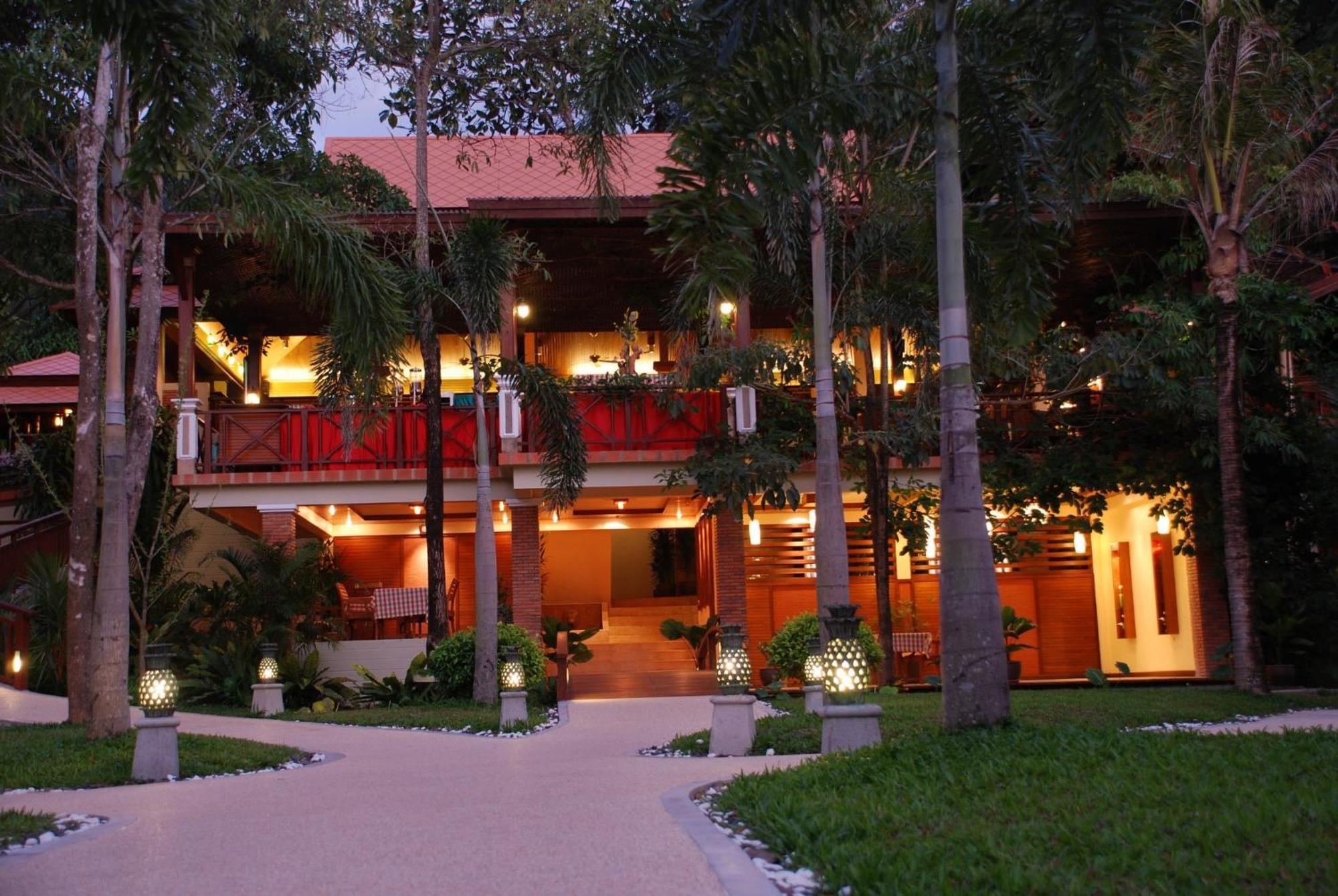 Khaolak Bayfront Resort Takuapa Екстериор снимка