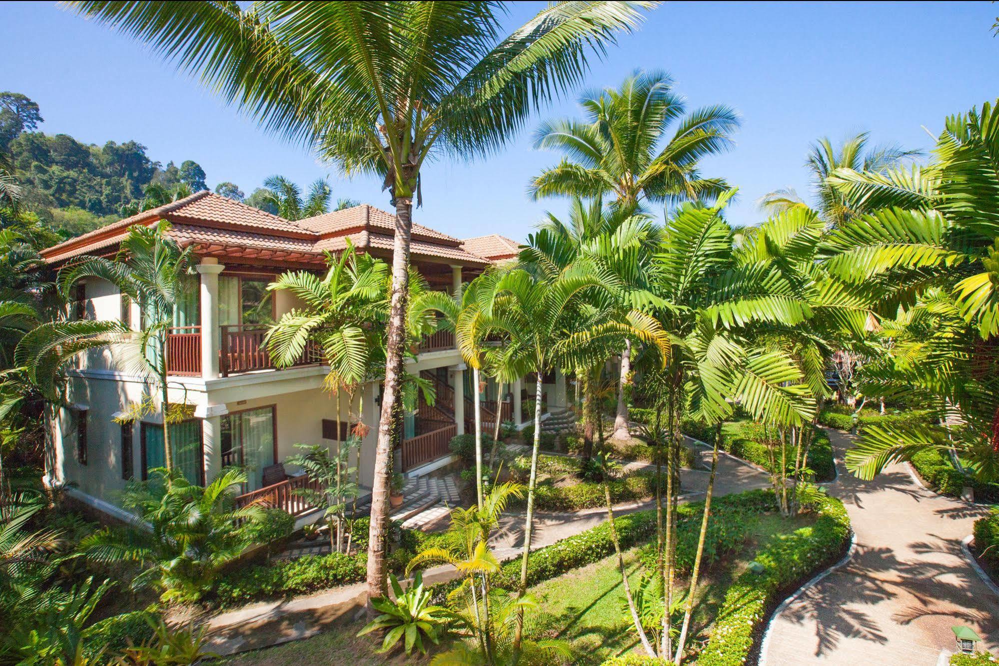 Khaolak Bayfront Resort Takuapa Екстериор снимка