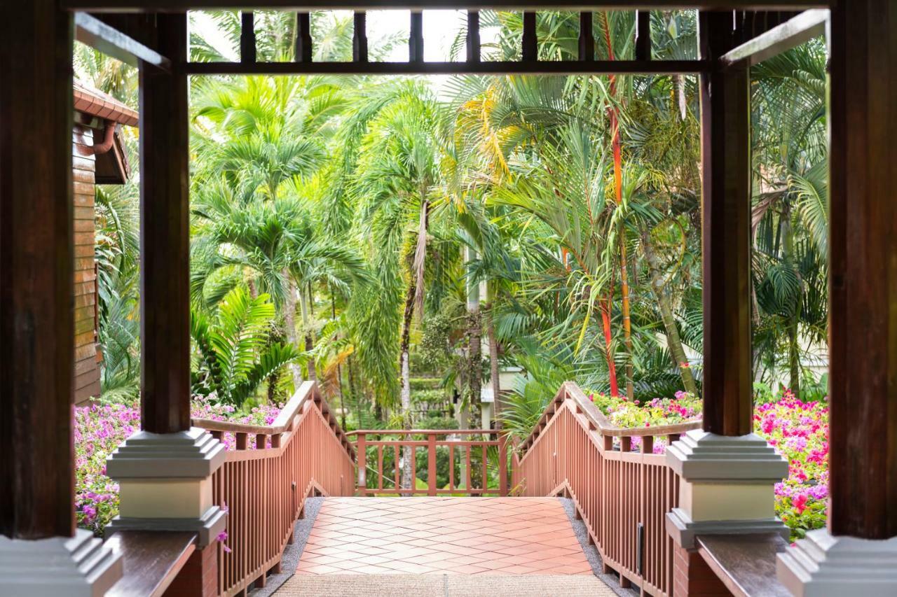 Khaolak Bayfront Resort Takuapa Екстериор снимка
