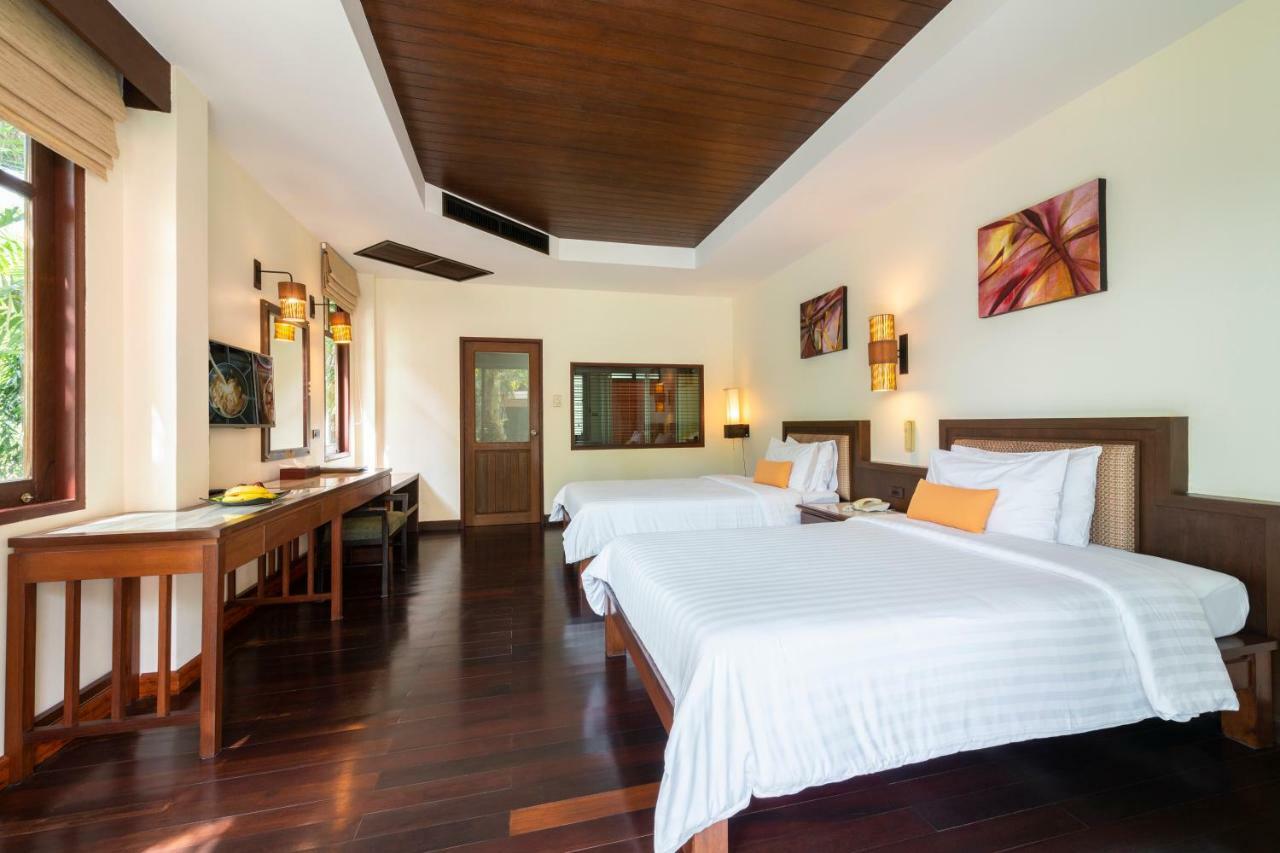 Khaolak Bayfront Resort Takuapa Екстериор снимка