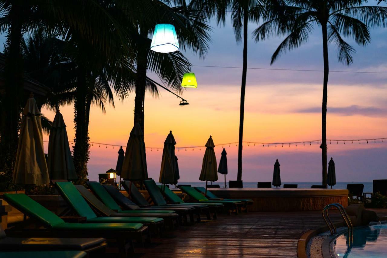 Khaolak Bayfront Resort Takuapa Екстериор снимка